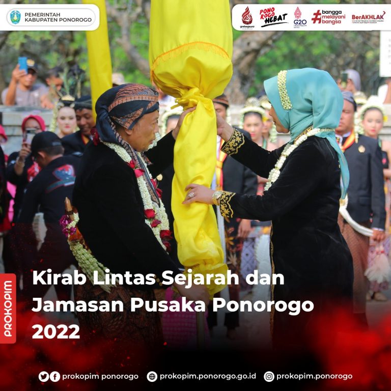 Kirab Lintasan Sejarah dan Jamasan Pusaka Ponorogo Grebeg Suro 2022
