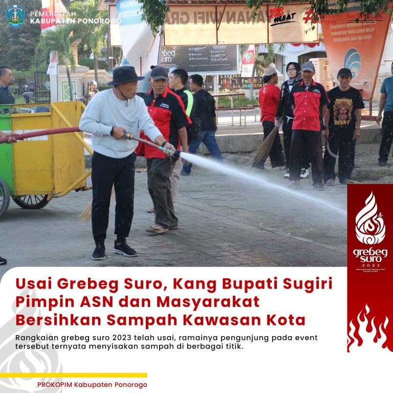 Usai Grebeg Suro, Kang Bupati Sugiri Pimpin ASN dan Masyarakat Bersihkan Sampah Kawasan Kota