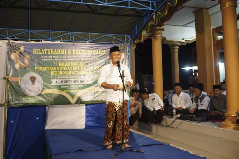 Kang Bupati Sugiri Sancoko Buka Rutinan Rotibul Hadad dan Istighosah Attermasi Masjid Arrohmah Paringan