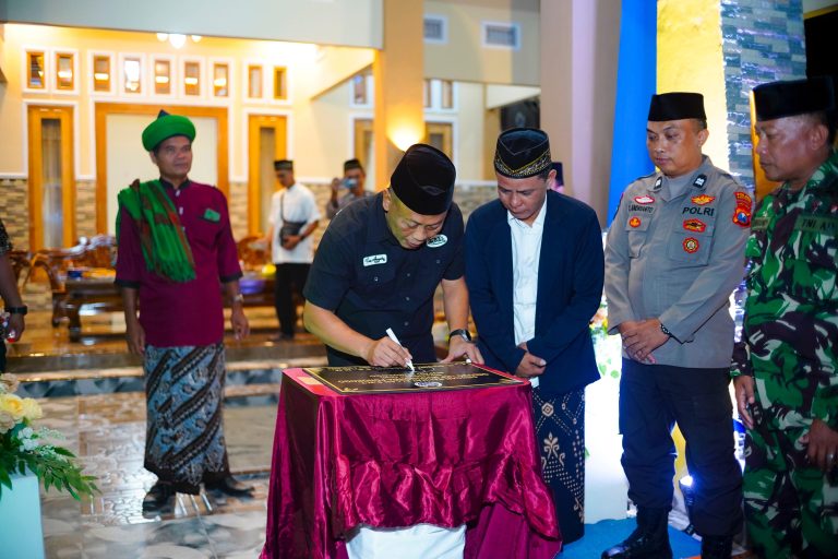 Kang Bupati Sugiri Sancoko Resmikan Gedung Baru LKP Bahasa Korea Mugunghwa Ponorogo