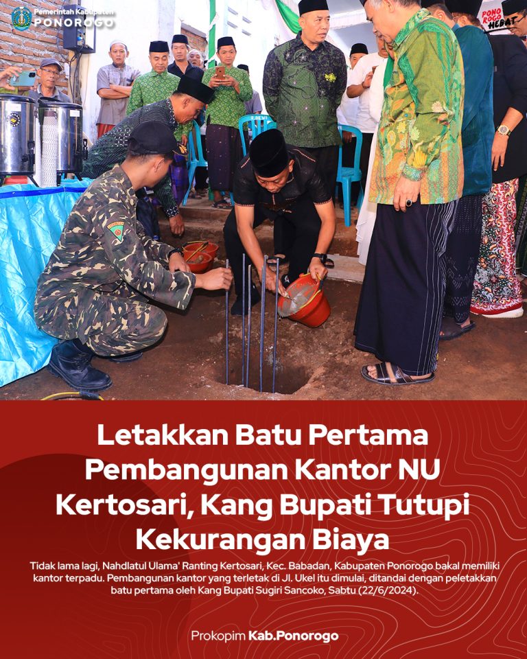 Letakkan Batu Pertama Pembangunan Kantor NU Kertosari, Kang Bupati Tutupi Kekurangan Biaya