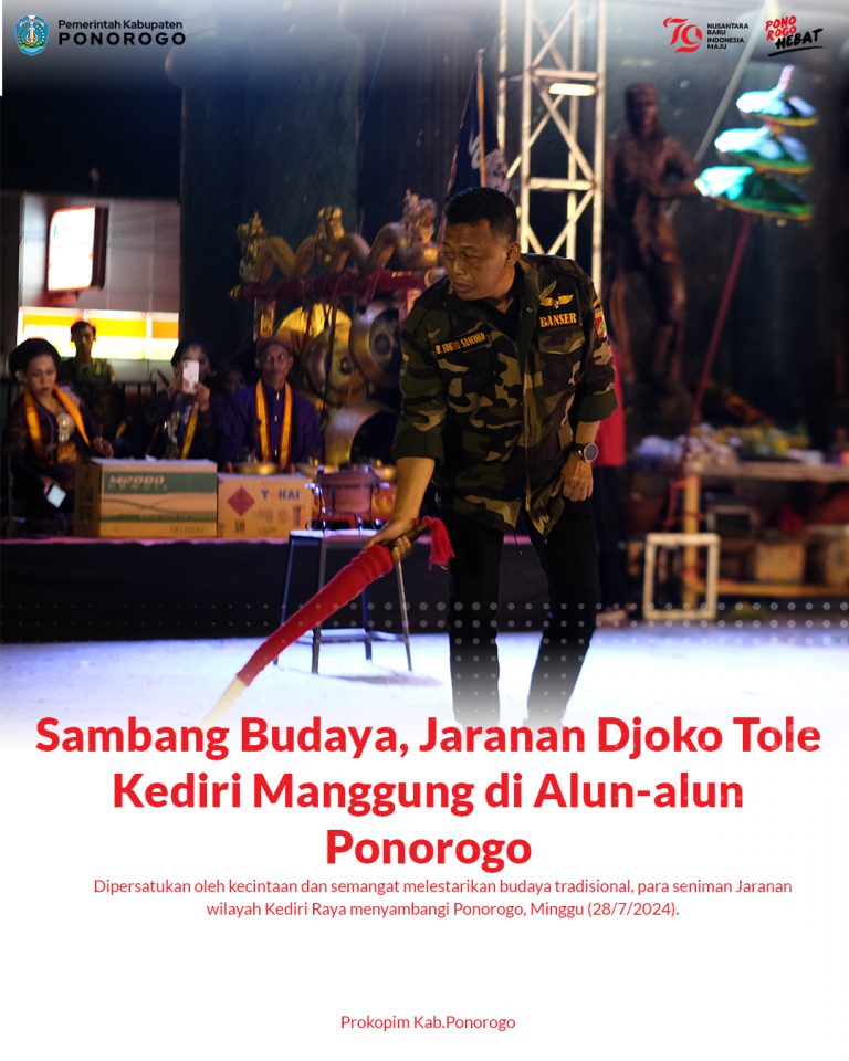 Sambang Budaya, Jaranan Djoko Tole Kediri Manggung di Alun-alun Ponorogo