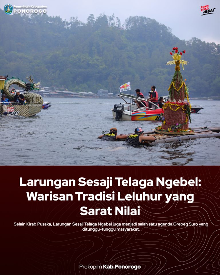 Larungan Sesaji Telaga Ngebel: Warisan Tradisi Leluhur yang Sarat Nilai