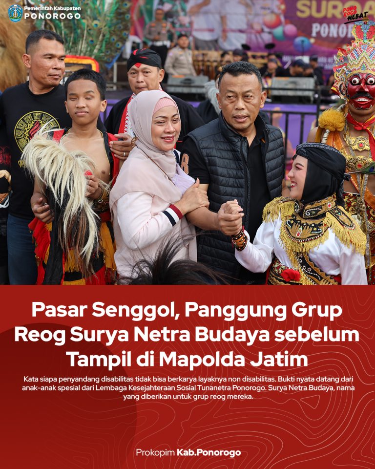 Pasar Senggol, Panggung Grup Reog Surya Netra Budaya sebelum Tampil di Mapolda Jatim
