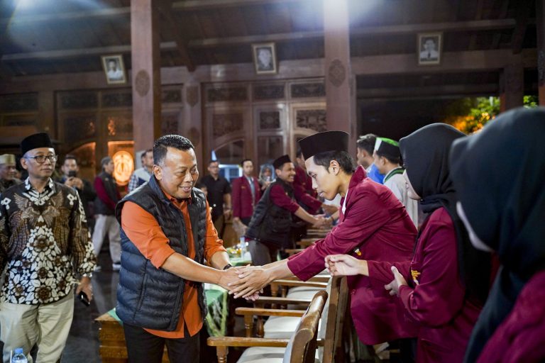 Pelantikan Pengurus IMM Kab. Ponorogo, Kang Bupati Ajak Kuatkan Peran untuk Ponorogo