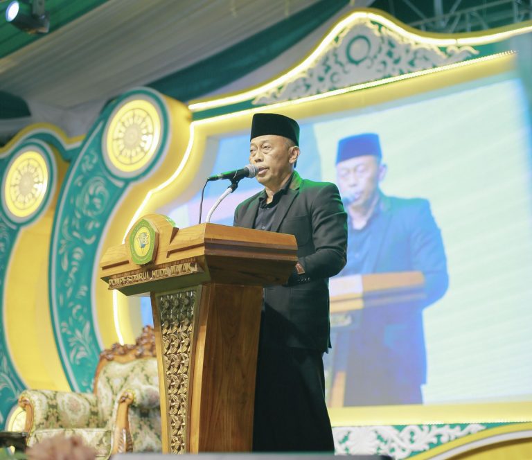 Peringati Haul KH Hasyim Sholeh Mayak, Kang Bupati Kenang Kasih Sayang Sang Kiai pada Umat