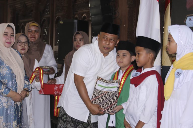 Bangga, Perbup Ngaji Bupati Kembali Hantarkan 1.274 Siswa SD jadi Tahfidz Qur’an
