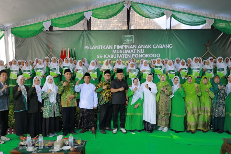 Muslimat NU Ponorogo Kukuhkan Pengurus PAC dan Luncurkan Tiga Program Unggulan