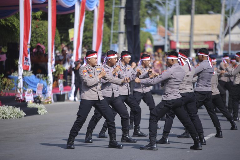 Meriah dan Khidmat, Upacara Hari Bhayangkara ke-79 di Ponorogo Dekatkan Polri dengan Masyarakat