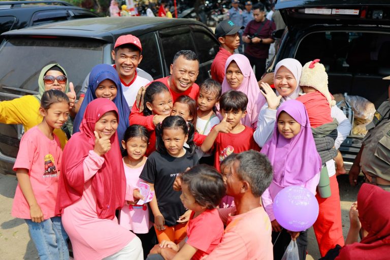 Dari Kampung ke Kampung, Kang Bupati Rayakan Kemerdekaan Bersama Warga