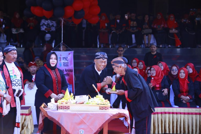 Upacara Hari Jadi Ponorogo ke-529, Kang Bupati Ajak Gotong Royong Bangun Ponorogo Hebat