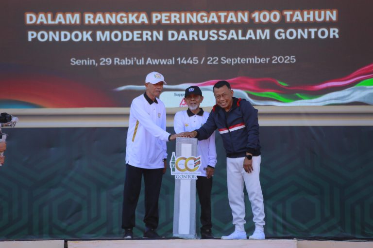 Kang Bupati Sugiri Buka Olimpiade Olahraga 100 Tahun Pondok Gontor