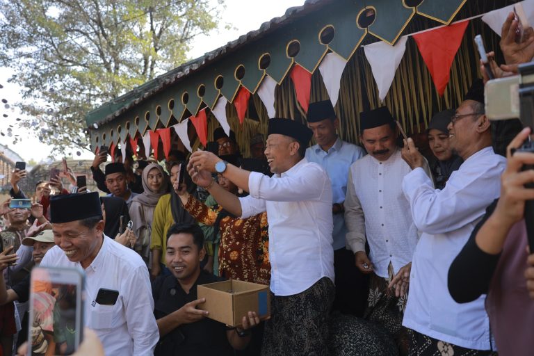 Kerinduan pada Rasulullah Terobati, Desa Coper Guyub dalam Tradisi Maulid Nabi