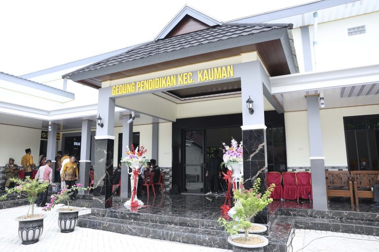 Hebat, Gedung Pendidikan Kauman Berdiri Megah dari Swadaya Para Guru