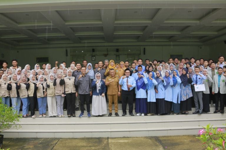 Mahasiswa Dua Kampus Turun ke 140 Desa, KKN Tematik Petakan Rinci Potensi Ekonomi di Desa