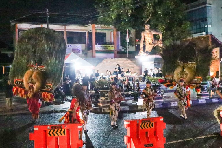 Spontan, Para Seniman Rayakan Ponorogo Masuk Jejaring Kota Kreatif Dunia UNESCO