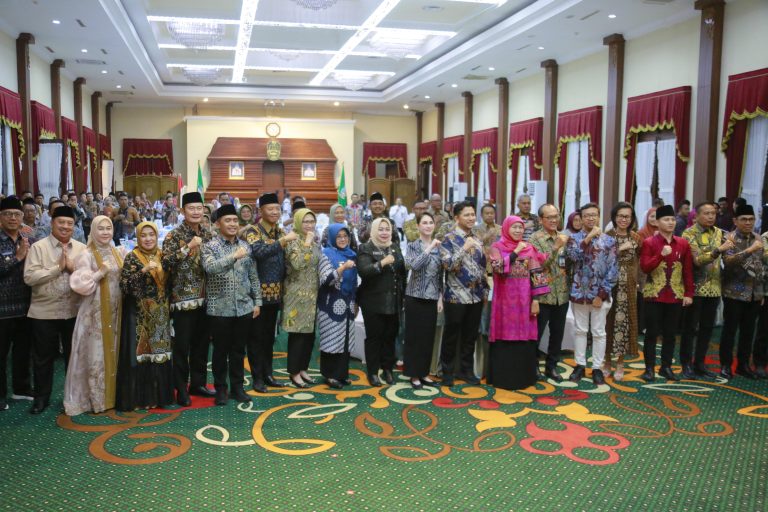 Timteng Memanas, Bunda Lisdyarita Terlibat Diskusi Mitigasi Dampak Geopolitik