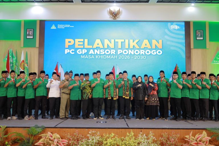 Pengurus GP Ansor Ponorogo Dilantik, Bunda Lisdyarita Titip Pesan Pengabdian