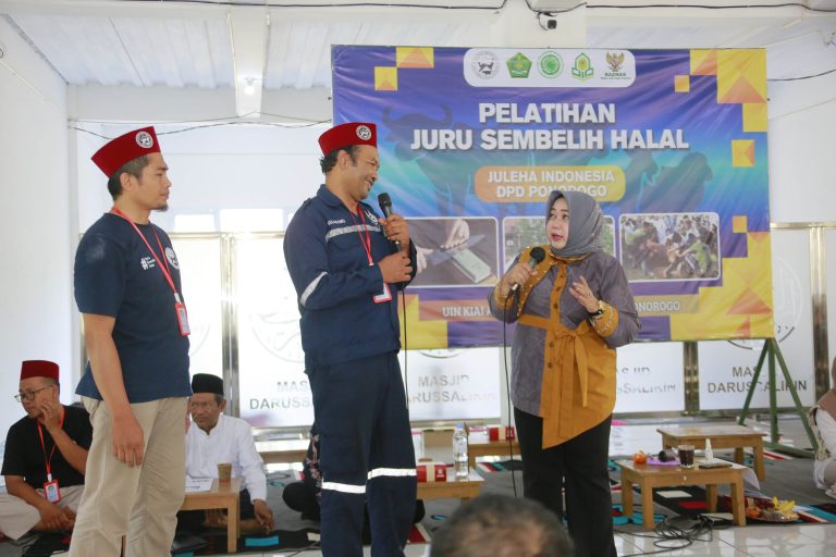 Bunda Lisdyarita Dorong Ponorogo Perbanyak Juru Sembelih Halal Bersertifikat